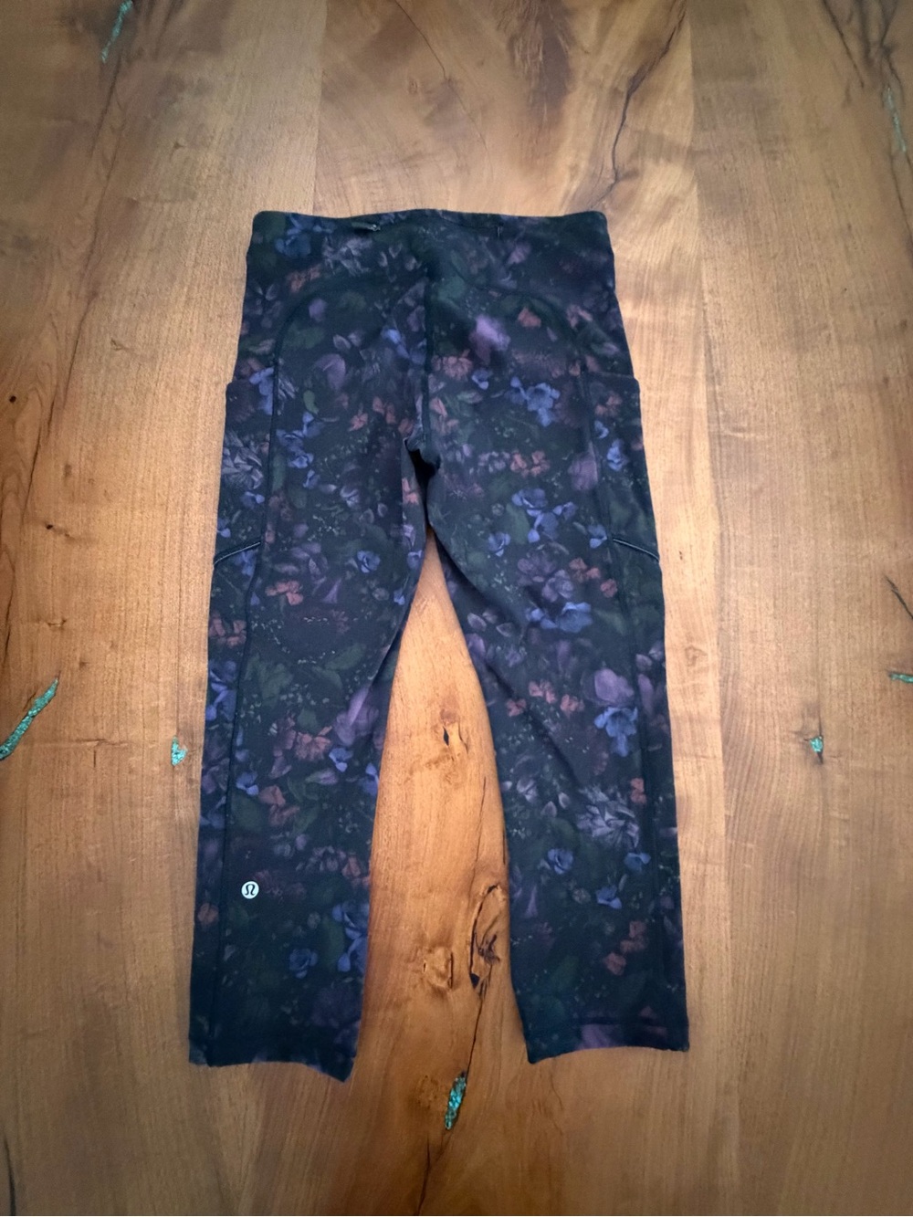 Lululemon Floral Cropped Leggings - Picture 2 of 6
